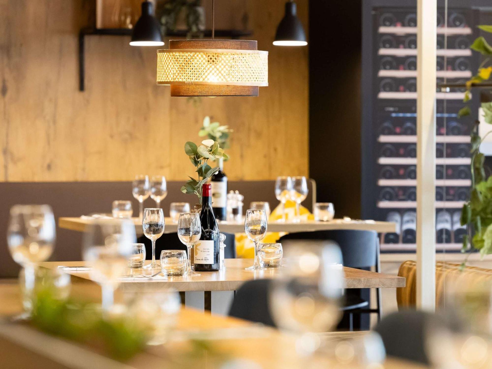 Ibis Bordeaux Centre Meriadeck Екстериор снимка