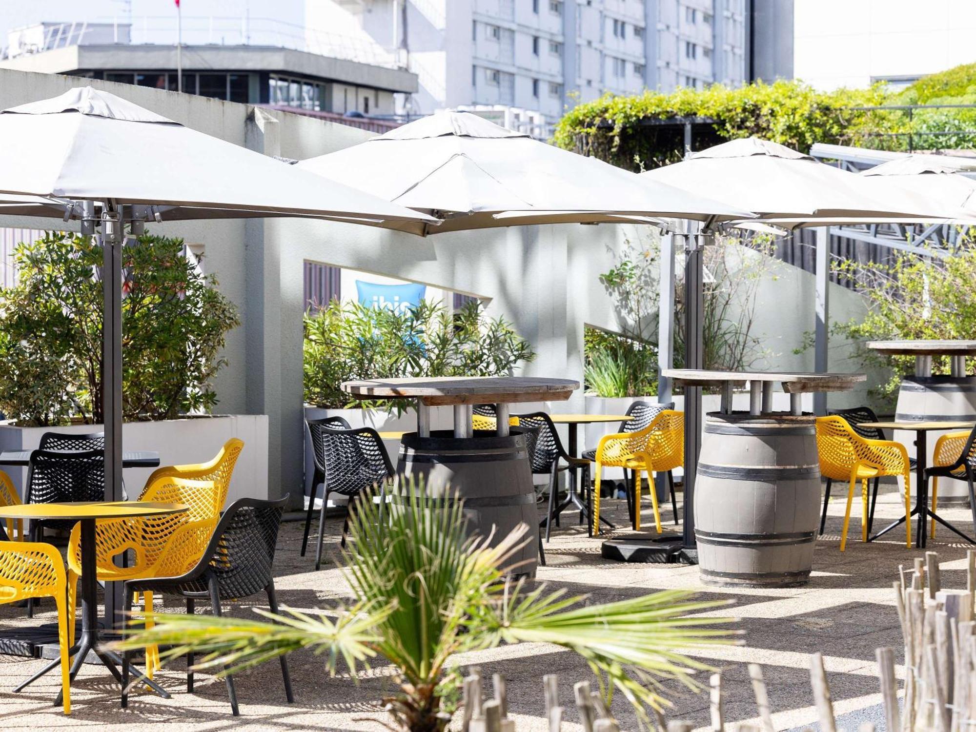 Ibis Bordeaux Centre Meriadeck Екстериор снимка