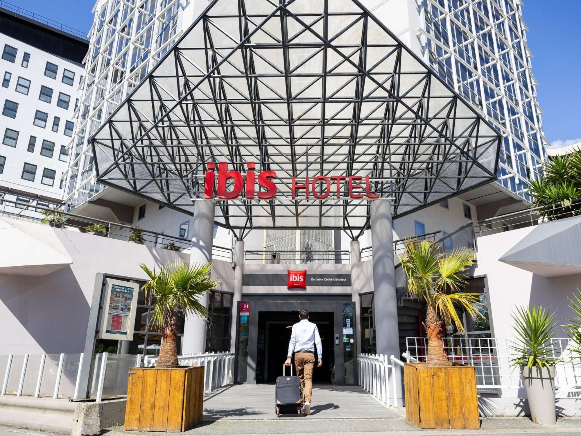 Ibis Bordeaux Centre Meriadeck Екстериор снимка