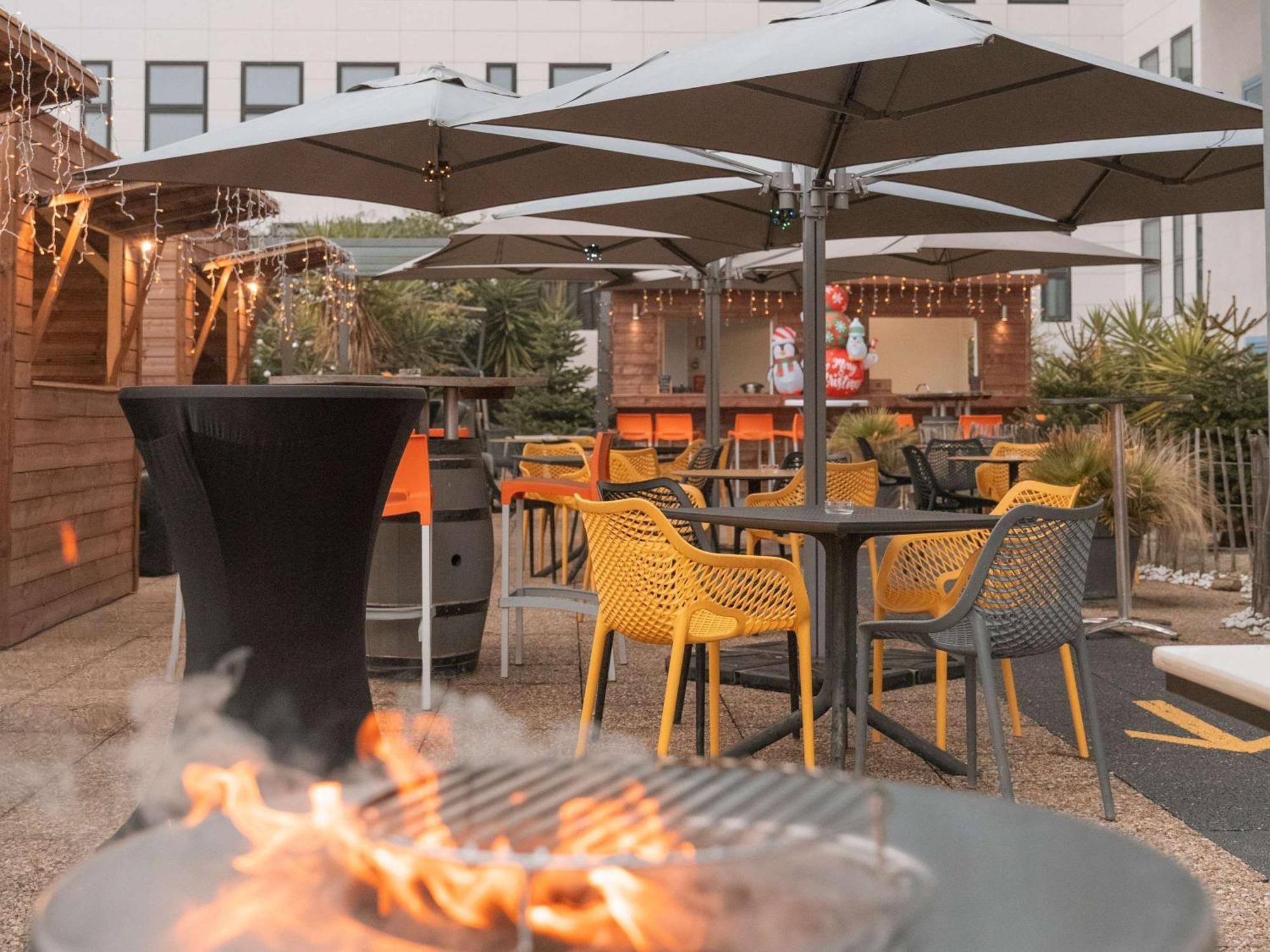 Ibis Bordeaux Centre Meriadeck Екстериор снимка