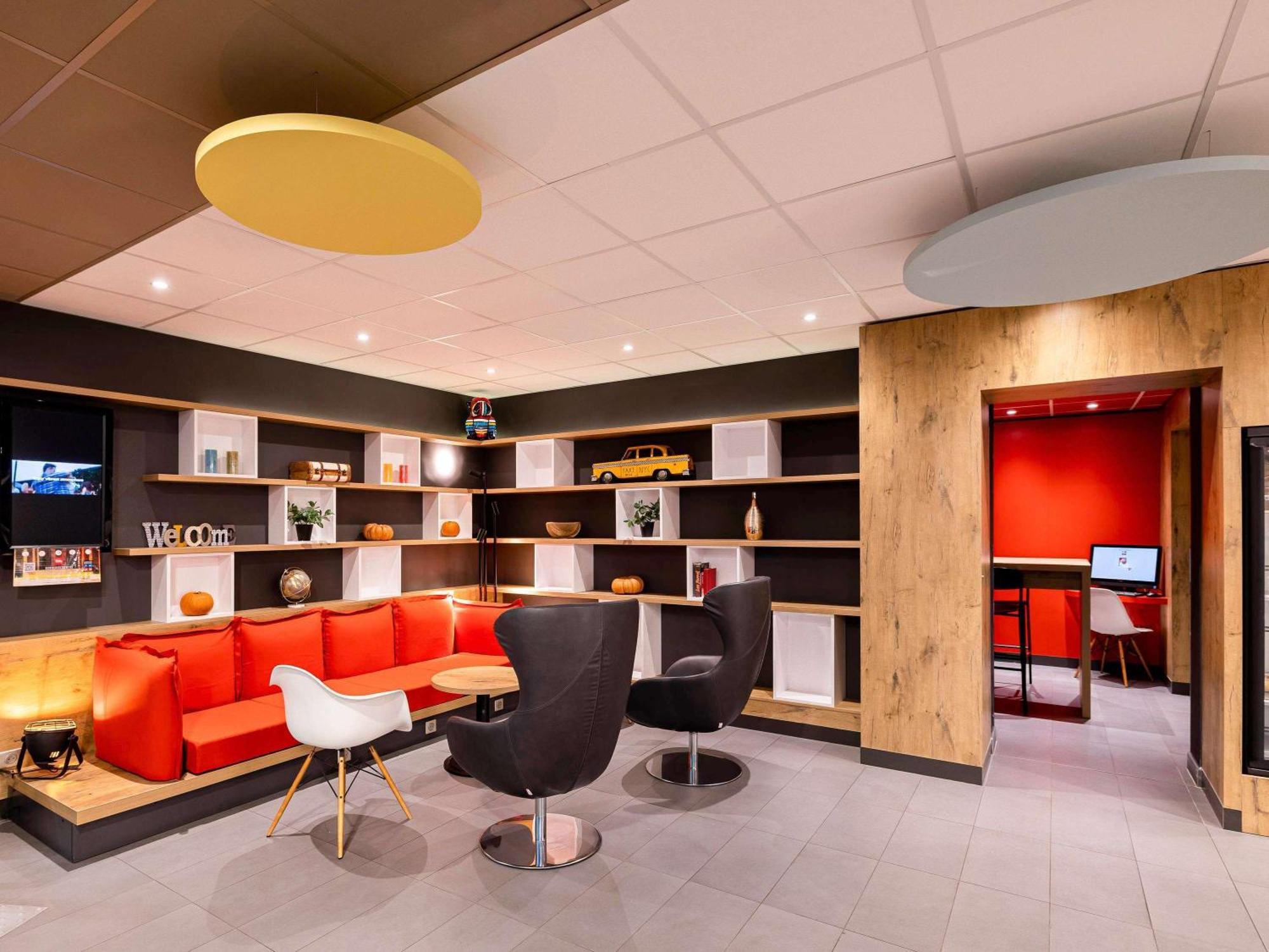 Ibis Bordeaux Centre Meriadeck Екстериор снимка